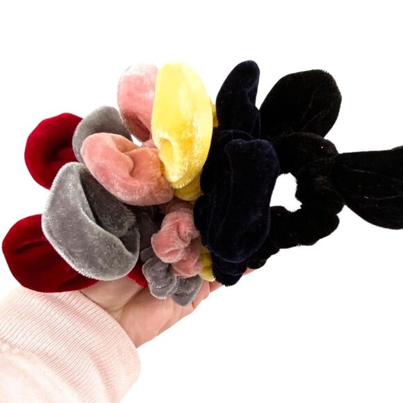 Lash Next Door Bow Scrunchie Summer Variety Hair Bundle - Picture 2 of 4